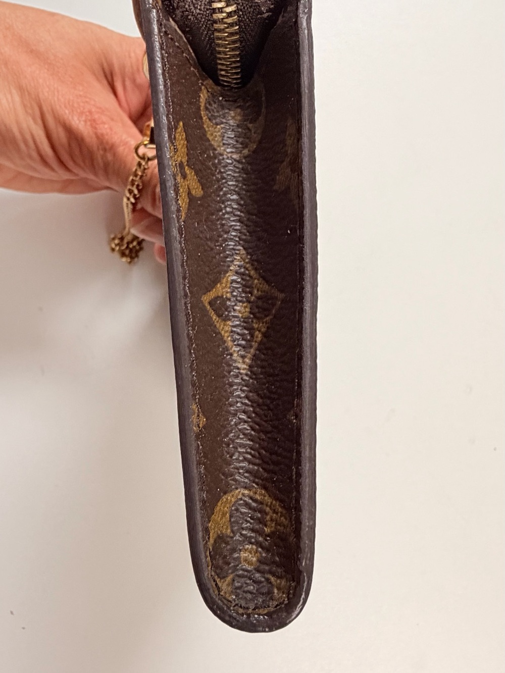 Louis Vuitton Monogram Pouch with COA - Picture 6 of 11